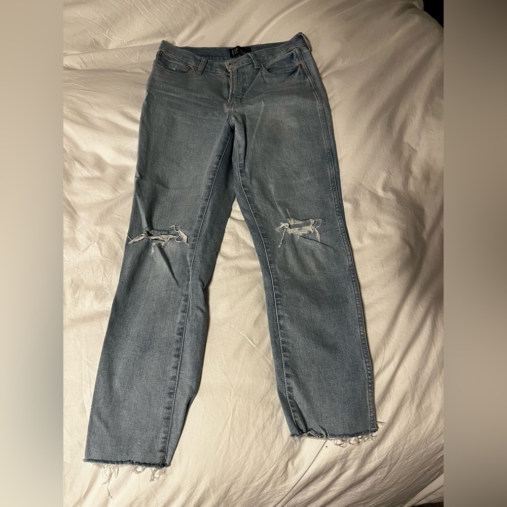 6/28 GAP high rise vintage slim